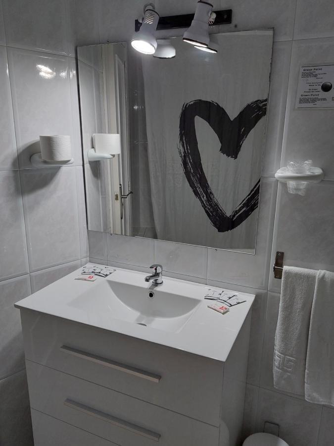 Hotel Cervantes Mahora Esterno foto