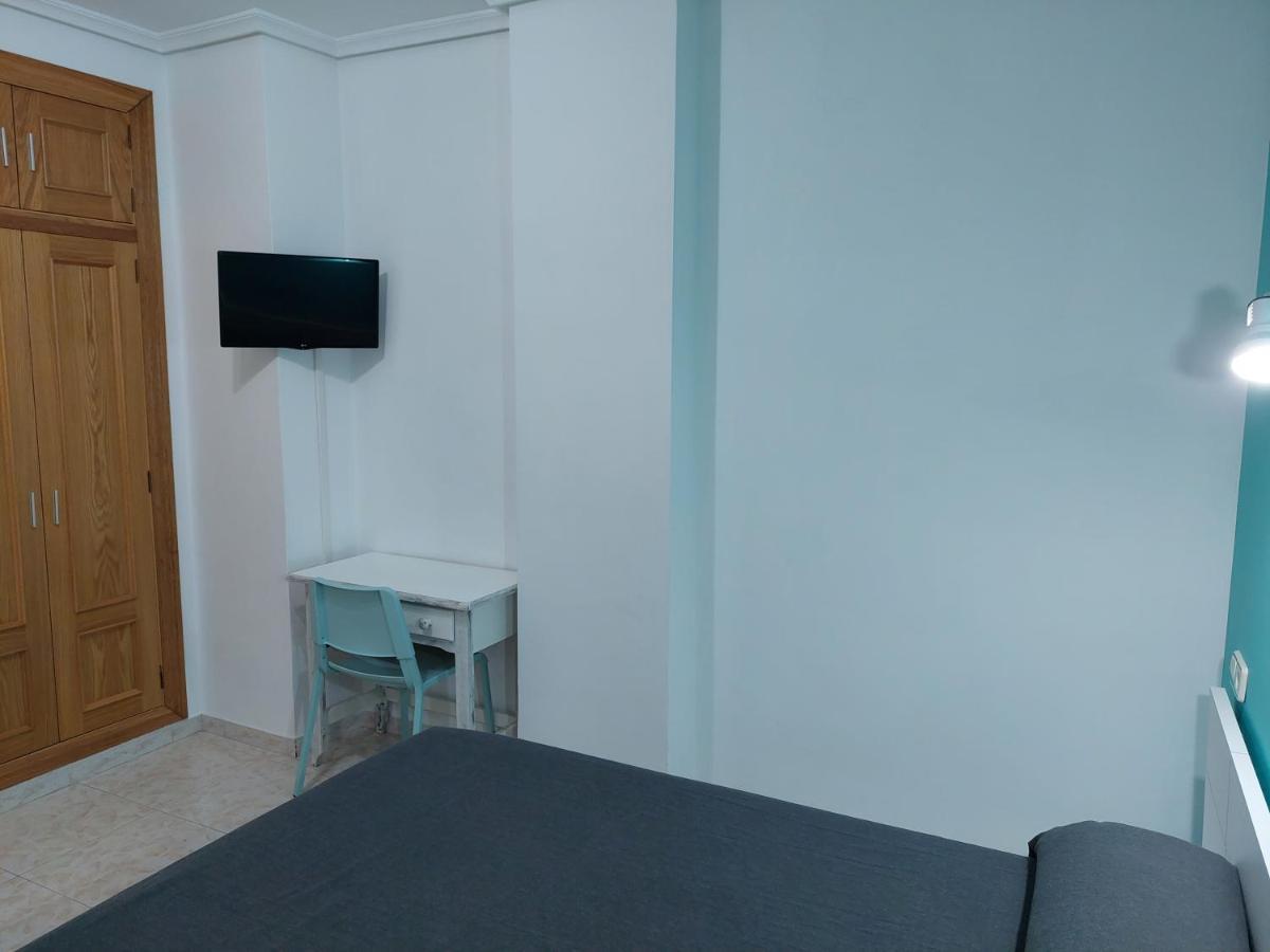Hotel Cervantes Mahora Esterno foto